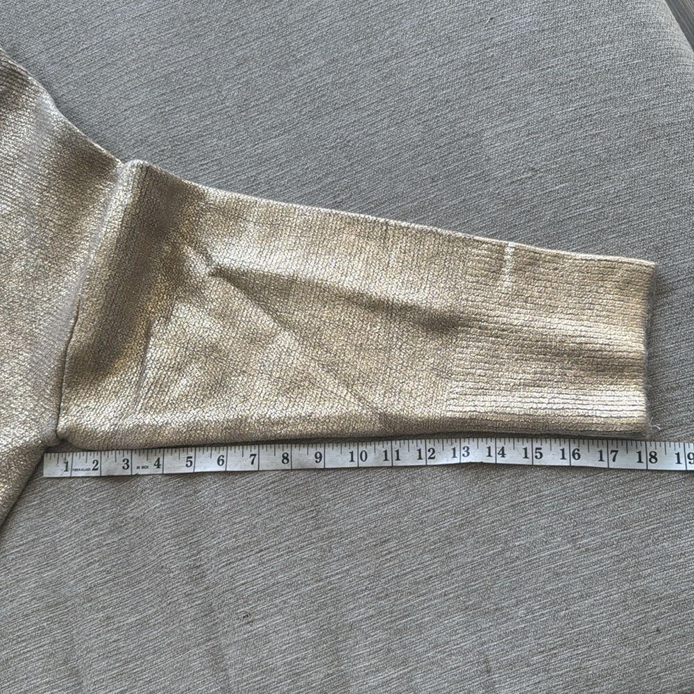 SOLD Zara foil knit gold metallic sweater size medium oversized - Picture 13 of 16